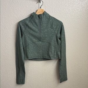 Stylish Green Long Sleeve Crop Top